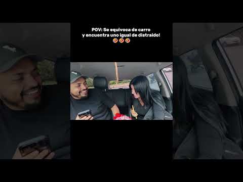 “Ella se equivoca de carro y él le da flores como si fuera su novia 😳😂”