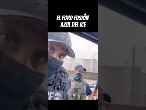 El Ford Fusión Azul Del ICE.