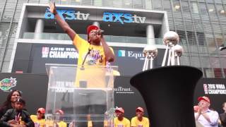 Nneka Ogwumike Introducing Candace Parker