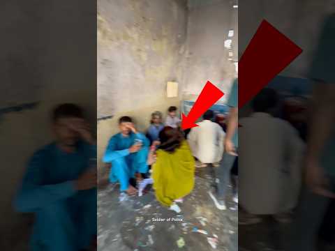 Woman arrested in a drunken state 😳 #karachi #pakistan #shorts #police