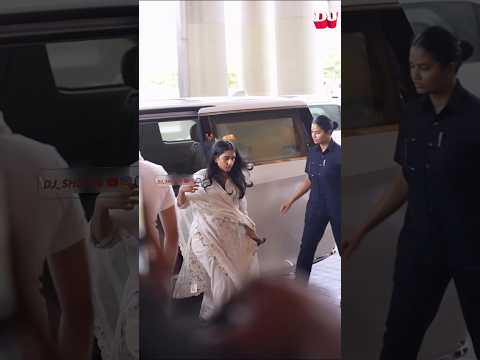 Radhika Merchant Arrives for Manish Malhotra’s Mother’s Prayer Meet 🕊️ #viral