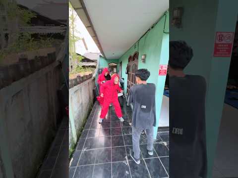Akbar hasri VS money heist, pencuri motor‼️ #drama #shorts #moneyheist #movingtolive #ichaltkd