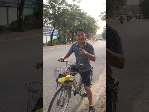 Cậu bé lỡ chân và ông chú tốt bụng#shorts
