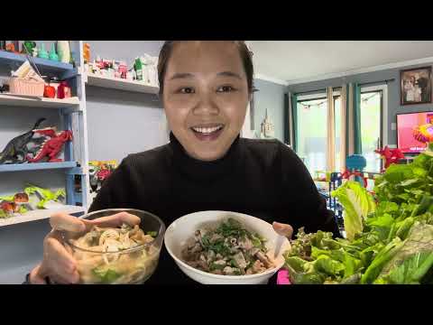 Bò tái chanh cuộn rau sống,lần đầu ăn cu bò.cô ba nhà em lăng săn quậy hết này đến kia