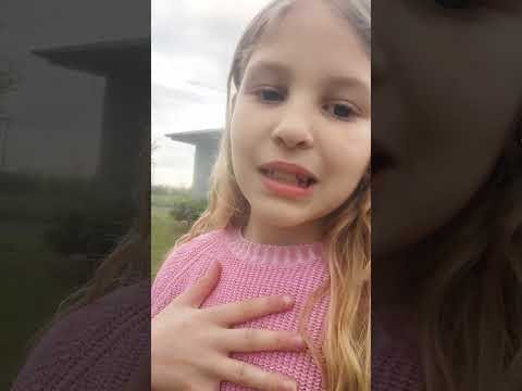 mi mamá:porque no te juntas con tus primas. mis primas