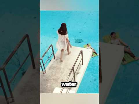 Adventure: the young couple were trapped in the outdoor swimming pool. #shorts