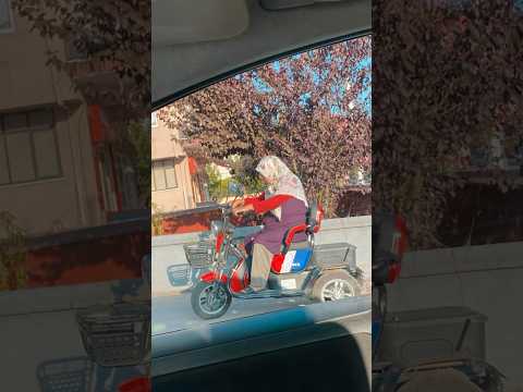 MOTOCU TEYZEYE BAKIN!! 😱