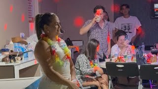 La sorprendimos con mariachis en su cumpleaños #honduras #humor #comedia