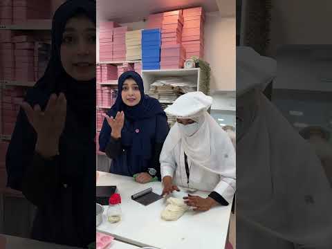 Mehendi wale Haatho wali Chef🤪