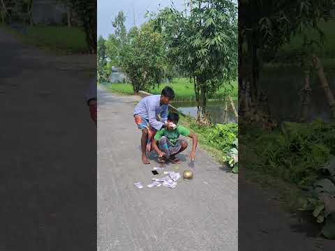 There is some money lying on the street