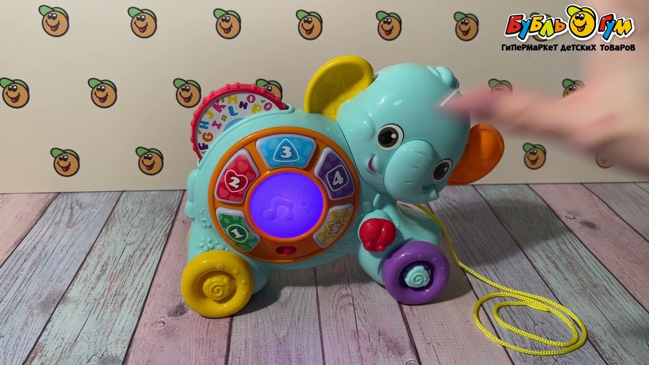 Каталка WinFun Слоник на веревочке со световыми и звуковыми эффектами - видео Каталка WinFun Слоник на веревочке со световыми и звуковыми эффектами - видео