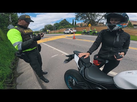 En mis manos por fin la Nueva Cfmoto 675sr-r 🥵