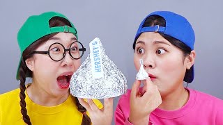 Giant Food VS Small Food Jelly Challenge DONA
