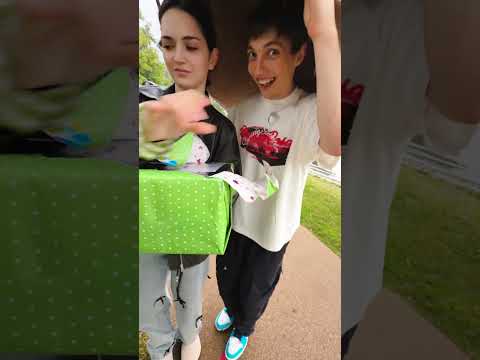 Лучше бы парню подарил или как #глазуновкрут