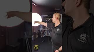 The Dreammaker in Slow-Mo: Dimitri Van den Bergh’s Throw!🎯🔥#darts #thedartsreferee #slowmotion