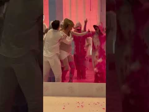 QUE HERMOSO, FELICIDADES LELE Y GUAYNAA!💗💙✨@LelePons@KimberlyLoaiza#tendencias#madi★#jukilop
