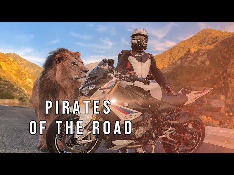 Pirates Of The Road ║ Saktimotoaji