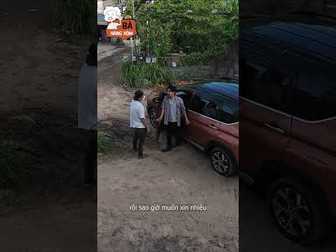 19. Bị côn đồ chặn đường xin đểu, tài xế không lấy vũ khí mà lại làm hành đọ