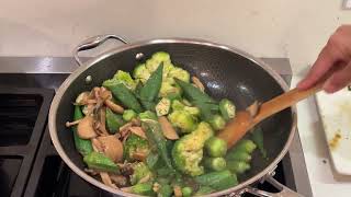 Okra zucchini’s with miso taste starter sauce