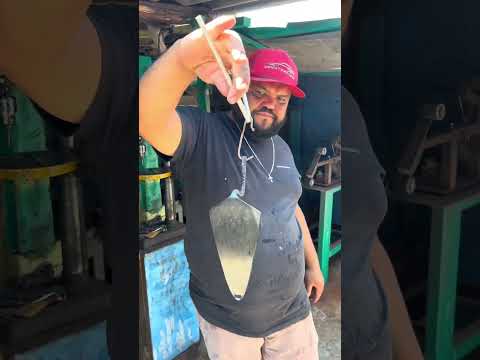 Colher de pedreiro será??? #viral