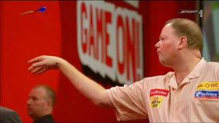 Raymond van Barneveld Dart Throw