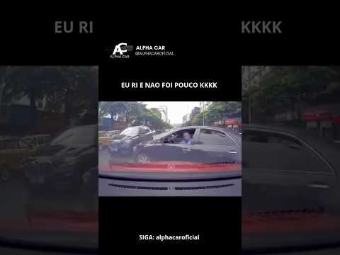 O CARA CONSEGUIU B4TER EM UMA BMW #bmw #meme #videosengracados #entretenimento