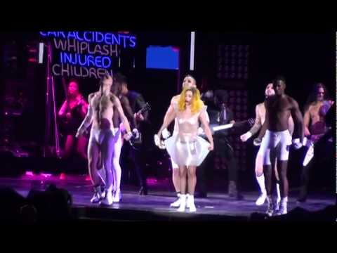 [10/31*] Lady Gaga - Boys, Boys, Boys (live) @ The Monster Ball, Madison Square Garden, NYC, 2/21/11