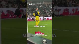 Che scarpe da calcio indossano le leggende ad @serieaoperazionenostalgia 👀