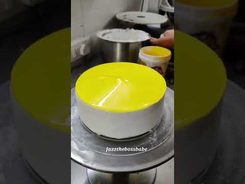 Pine Apple and Mango jelly cake in its making | jazzthebossbabe #cake #baking #delhi