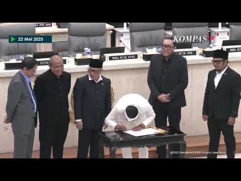 Riuh! Kala Dedi Mulyadi Rangkul Ono Surono hingga Lontarkan Candaan di Rapat Paripurna DPRD Jabar