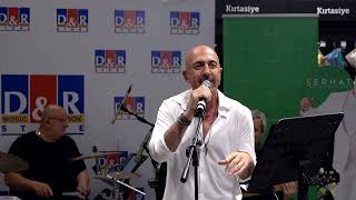 Serhat - Je M'adore (D&R Live)