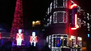 Osborne Family Spectacle of Dancing Lights