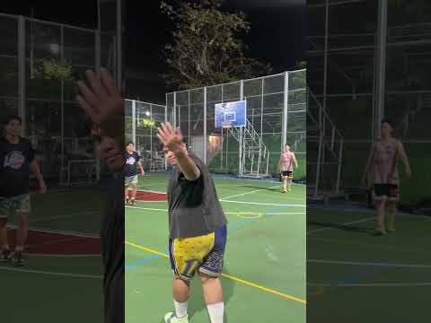อย่าให้ผมเลือกเลย 😥#basketball #funny #basketballfunny #ballislife #fyp #fypシ