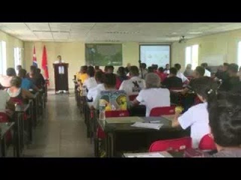 Jóvenes azucareros por reanimar esa industria