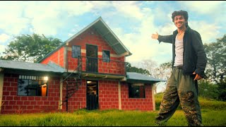 My Life Alone In A Colombian Farmhouse