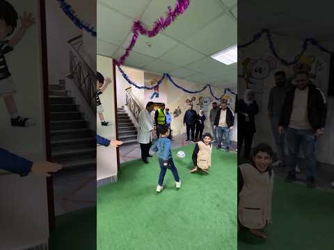 لو لم أصنع في حياتي سوى ابتسامة هذا الطفل الفلسطيني، لكفاني ذلك. #غانم_المفتاح