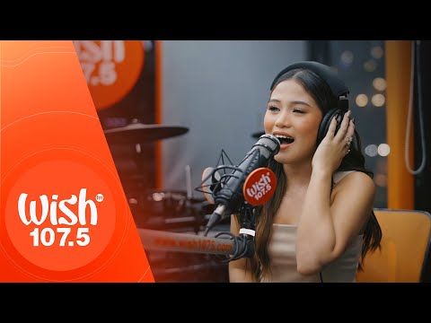 Lyka Estrella performs "Hawak Mo" LIVE on Wish 107.5 Bus