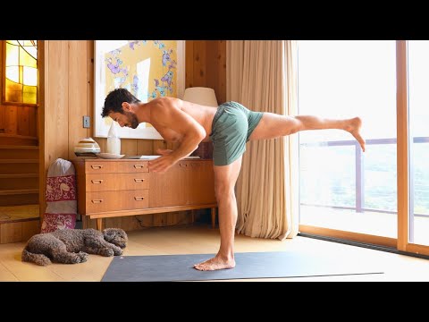 20 Min Morning Yoga Routine to Wake Up & Feel Your Best