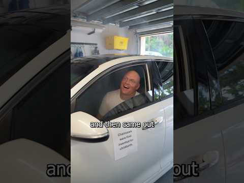 Real things I’ve seen as a Paramedic. At least he was happy.  #car #smoke #window