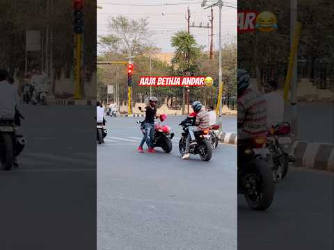Aaja BETH JAA andar 😂🤣 #farazstuntrider #hayabusa #superbikes #bikers