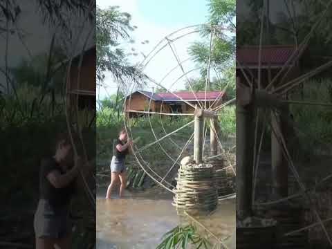 She Built a Waterwheel to Get Free Water ~mini woodworking art skill /wood/ handcrafts