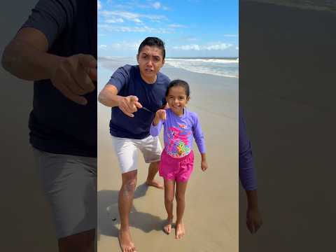 PH OFICIAL, ACHOU FOI MENINO SEGURANDO BONECO NA MÃO😂😂😂 #funny #funnyshorts #funnyvideo