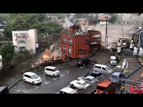 熱海市の住民が撮影した土石流の動画 - YouTube