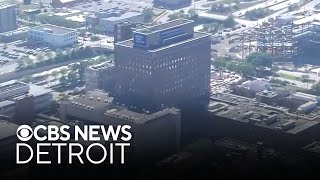 2 charged in fatal hospital shooting; Michigan schools deal with mold cleanup; and more top stories