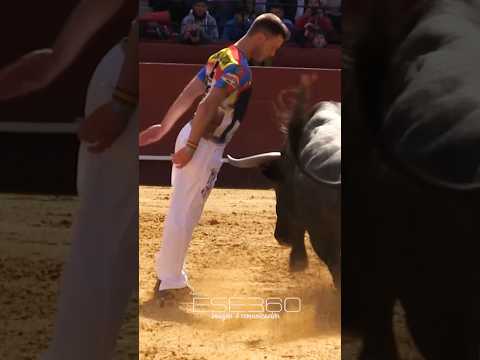 DEJA PASAR A UN TORO BRAVO POR DELANTE DE ÉL #bestplayer #fyp #slowed