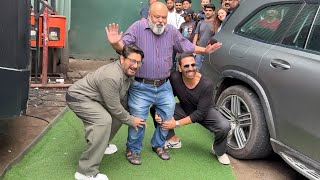 Akshay Kumar, Arshad Warsi & Saurabh Shukla Spotted In Juhu