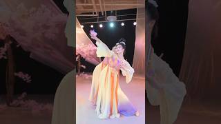 A fragrance in motion, like butterflies in the wind ✨🦋蝶香妃🦋双人完整版 #孙科舞蹈工作室 原创编舞#古典舞 #chinesedance