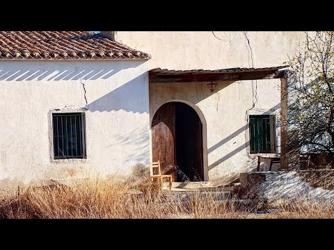 ME PARECIÓ QUE esta CASA estaba ABANDONADA y FUI A INVESTIGAR | Sitios Abandonados