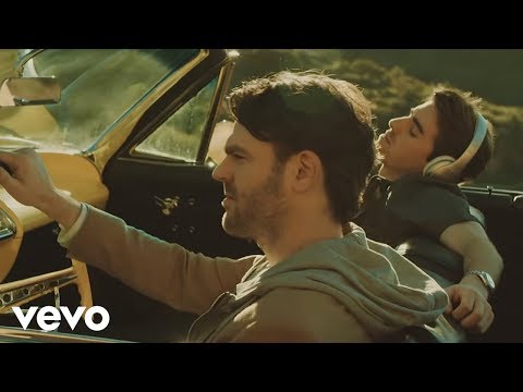 The Chainsmokers - Don&#39;t Let Me Down (Official Video) ft. Daya