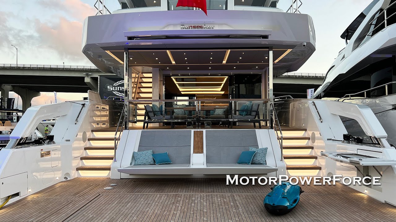 .7 Million Ocean Class 90 Sunseeker 2023 Luxury Yacht